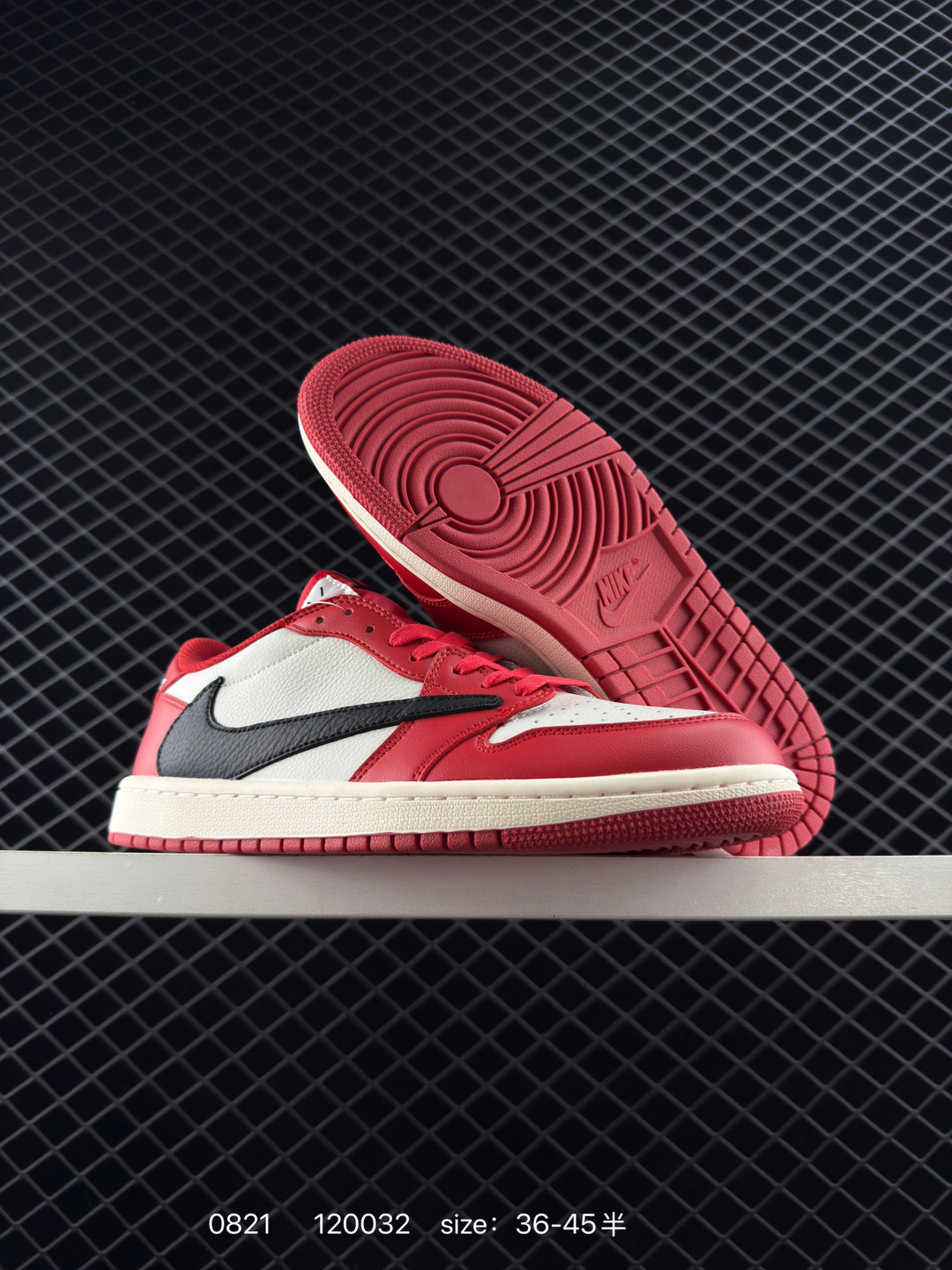 Travis Scott x Air Jordan 1 Low 